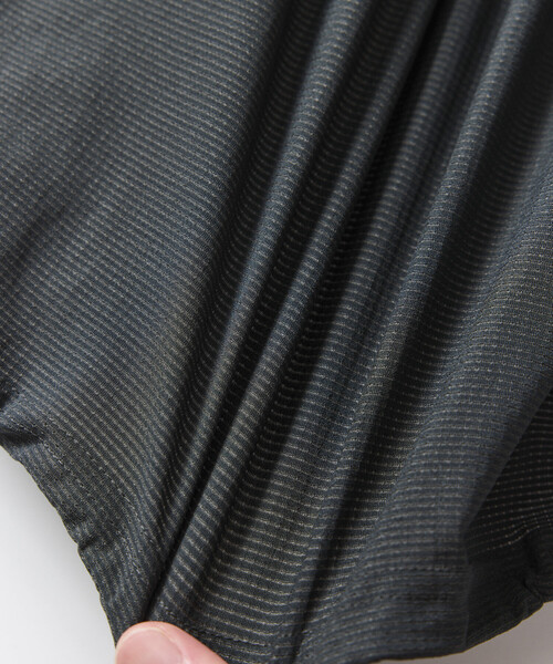 FREAK'S STORE(フリークスストア)の「パッカブル ショートスリーブ トラベルセットアップ Fabric by SOLOTEX(R) ミニバッグ付き 吸水速乾(Tシャツ/カットソー・メンズ・チャコールグレー/ブラック/グレー系その他/オリーブ/ブラウン/ネイビー・SMALL/MEDIUM/LARGE)」の15枚目の写真