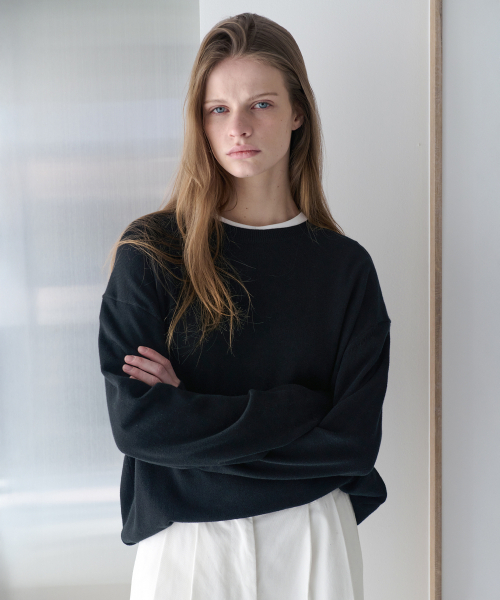 LEVAR(レバー)の「All-day Cotton Round Knit - Black(ニット/セーター・レディース・その他・FREE)」の1枚目の写真