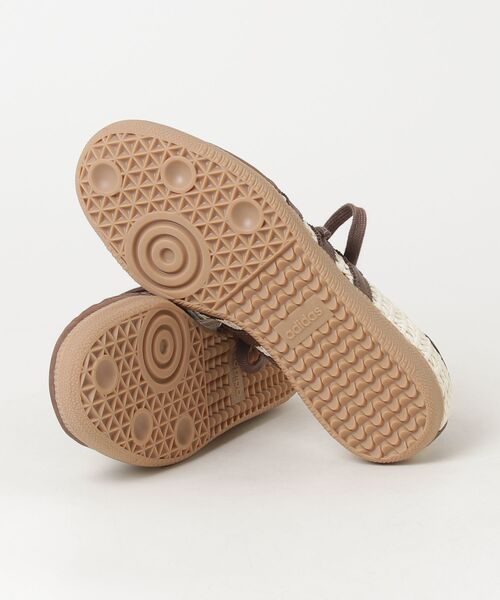 adidas(アディダス)の「サンバ OG / SAMBA OG / アディダスオリジナルス adidas Originals(スニーカー・レディース・ベージュ/ブラック・25.0cm/24.0cm/23.0cm/28.5cm/27.5cm/26.5cm/22.0cm/29.0cm/28.0cm/27.0cm/26.0cm/24.5cm/23.5cm/22.5cm/25.5cm)」の18枚目の写真