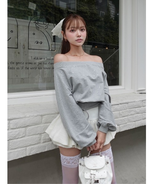 新品・未開封♡Darich♡ウエストデザインビジューオフショルダートップス ウエストデザインビジューオフショルダートップス（スウェット