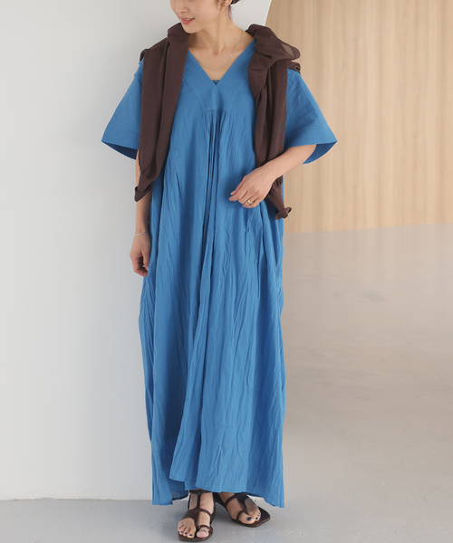 JOURNAL STANDARD relume（ジャーナルスタンダード　レリューム）の「《追加 / 新色》コットンボイルクリンクルタックカフタンワンピース（ワンピース・レディース・ブラック/ライトブルー/ブラウン・FREE）」の14枚目の写真