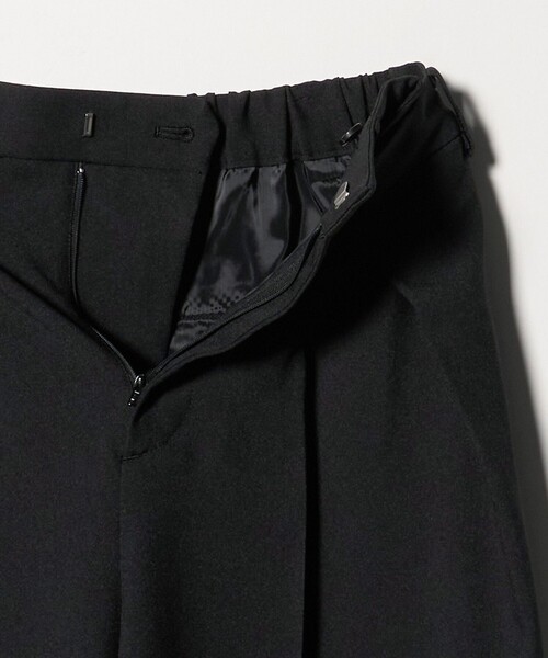 AEWEN MATOPH(イウエン マトフ)の「<AEWEN MATOPH>インタックパンツ ウォッシャブル(その他パンツ・レディース・グレー/ブラック・34/36/38)」の6枚目の写真