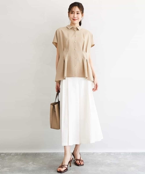 MK MICHEL KLEIN（エムケーミッシェルクラン）の「[洗える]リネンライクストレッチ ウエストタックデザイン衿付きブラウス（シャツ/ブラウス・レディース・ベージュ/ブラウン・38）」の8枚目の写真
