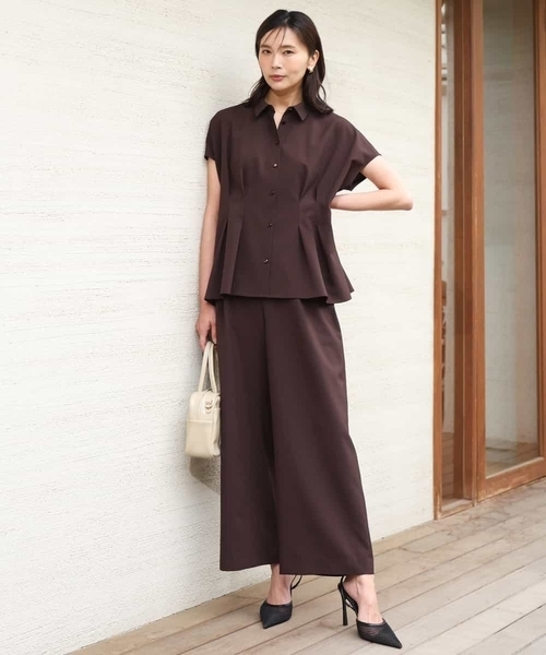 MK MICHEL KLEIN（エムケーミッシェルクラン）の「[洗える]リネンライクストレッチ ウエストタックデザイン衿付きブラウス（シャツ/ブラウス・レディース・ベージュ/ブラウン・38）」の20枚目の写真