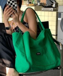 Lips（リップス）の「大容量で毎日使える！シンプルで万能なキャンバストートバッグ（トートバッグ）」