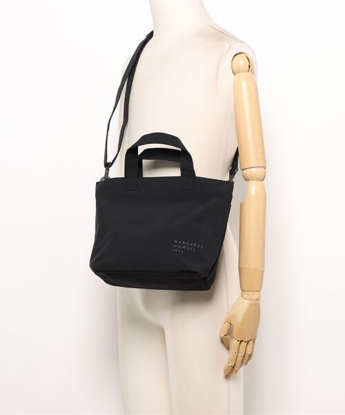 MARGARET HOWELL idea(マーガレット・ハウエルアイデア)の「MARGARET HOWELL idea(マーガレット・ハウエル アイデア)KELP 2WAYトートバッグ(トートバッグ・メンズ・ブラック/グリーン/ネイビー・FREE)」の4枚目の写真