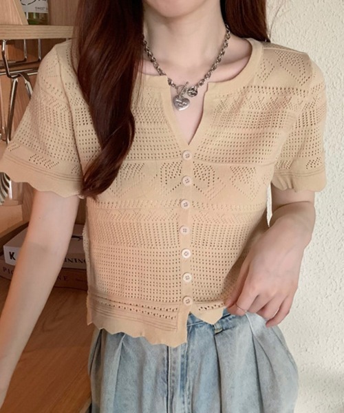 mielu(ミエル)の「ヘンリーネックコンパクトトップス(シャツ/ブラウス・レディース・ホワイト/ブルー/ピンク/ベージュ/ブラック/イエロー/グリーン・FREE)」の2枚目の写真