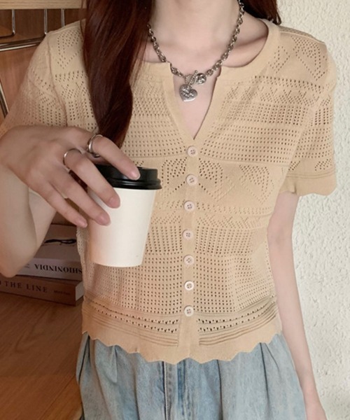 mielu(ミエル)の「ヘンリーネックコンパクトトップス(シャツ/ブラウス・レディース・ホワイト/ブルー/ピンク/ベージュ/ブラック/イエロー/グリーン・FREE)」の10枚目の写真