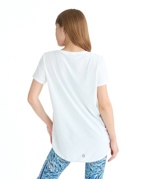 ROXY(ロキシー)の「ROXY FITNESS BREEZE FLOW S/S TEE Tシャツ /QUIK DRY/UVカット 【2026年夏モデル】(Tシャツ/カットソー・レディース・ブラック/ホワイト/パープル・LARGE/MEDIUM/SMALL)」の4枚目の写真