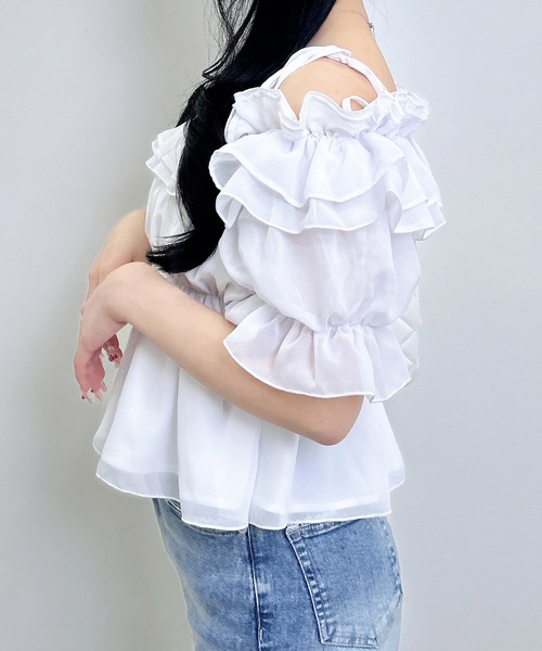 INGNI(イング)の「【WEB限定】フリルオフショルブラウス(シャツ/ブラウス・レディース・ブラック/サックスブルー/オフホワイト/ホワイト系その他3/ブラック系3/ピンク・M)」の10枚目の写真