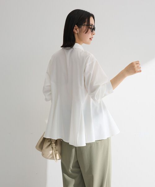 Green Parks(グリーンパークス)の「スウィッチングペプラムシャツ(シャツ/ブラウス・レディース・サックスブルー/ストライプ/オフホワイト・FREE)」の14枚目の写真