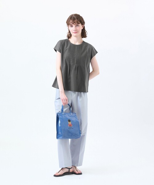 MACKINTOSH PHILOSOPHY(マッキントッシュ フィロソフィー)の「フロントタックフレアカットソー(Tシャツ/カットソー・レディース・ブルー/オフホワイト/ブラック/チャコールグレー・38)」の6枚目の写真