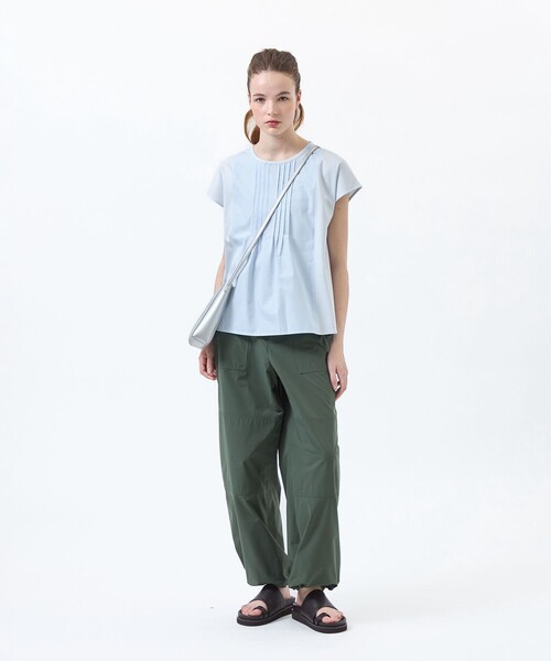 MACKINTOSH PHILOSOPHY(マッキントッシュ フィロソフィー)の「フロントタックフレアカットソー(Tシャツ/カットソー・レディース・ブルー/オフホワイト/ブラック/チャコールグレー・38)」の8枚目の写真