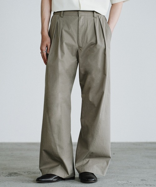 HIGH COUNT COTTON CURVED SLACKS（スラックス）｜WYM LIDNM（ウィム