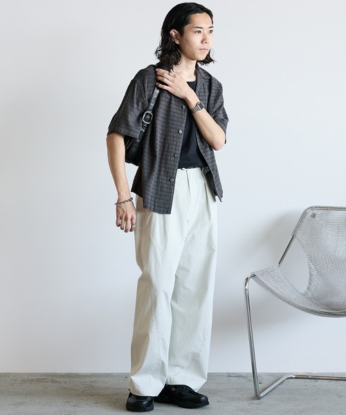 WYM LIDNM(ウィム バイ リドム)の「HIGH COUNT COTTON CURVED SLACKS(スラックス・メンズ・オフホワイト/グレー/チャコール・S/M/L)」の10枚目の写真