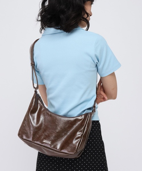 ALAND（エーランド）の「【UNISEX】ALAND／フェイクレザーショルダーバッグ（ショルダーバッグ・レディース・ブラウン/ブラック・FREE）」の20枚目の写真
