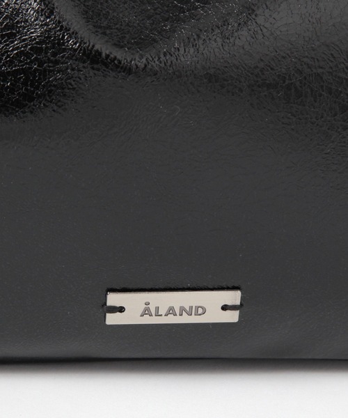 ALAND（エーランド）の「【UNISEX】ALAND／フェイクレザーショルダーバッグ（ショルダーバッグ・レディース・ブラウン/ブラック・FREE）」の10枚目の写真