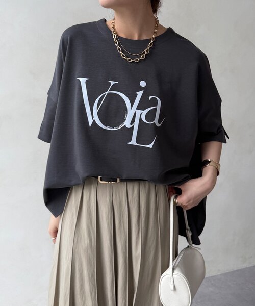 DouDou(ドゥドゥ)の「【WEB限定】ポンチョロゴTEE(Tシャツ/カットソー・レディース・チャコールグレー/オフホワイト/ライトグレー・FREE)」の17枚目の写真