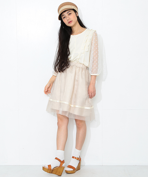 CAROLINA GLASER(カロリナ グレイサー)の「CAROLINA GLASER / フリルブラウス(シャツ/ブラウス・レディース・ブラック/クリーム・ONE SIZE)」の7枚目の写真