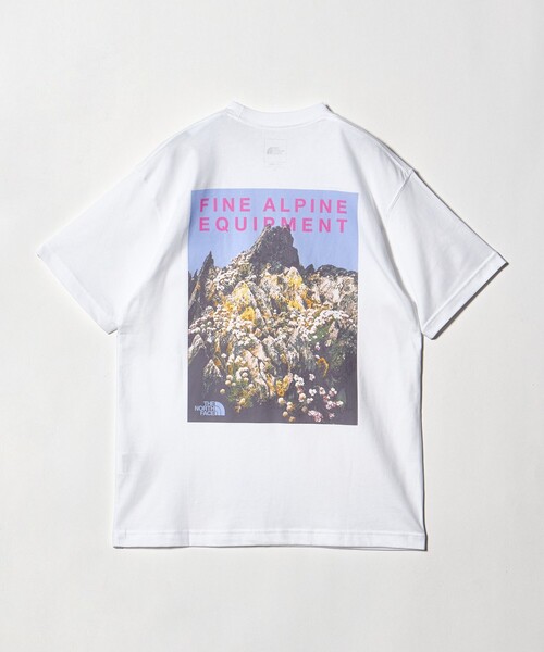 THE NORTH FACE(ザノースフェイス)の「<THE NORTH FACE>ショートスリーブ マウンテン フラワー Tシャツ(Tシャツ/カットソー・メンズ・ブラック/ホワイト・L/M/XL)」の8枚目の写真