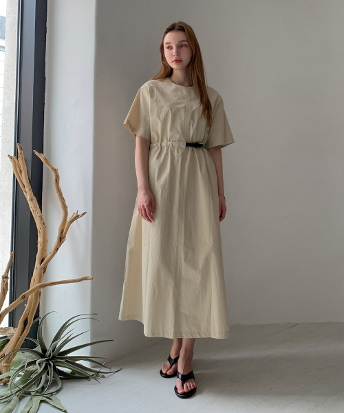 VASCARA(バスカラ)の「Belted Short Sleeve Long Dress (2colors)(ワンピース・レディース・ホワイト/ベージュ・FREE)」の5枚目の写真