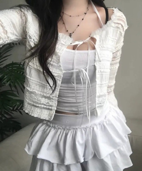 AVYL(アヴィル)の「フロントダブルリボン レースボレロカーディガン(カーディガン/ボレロ・レディース・ブラック/ホワイト・M)」の1枚目の写真