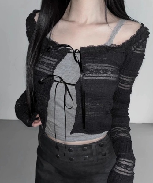 AVYL(アヴィル)の「フロントダブルリボン レースボレロカーディガン(カーディガン/ボレロ・レディース・ブラック/ホワイト・M)」の11枚目の写真