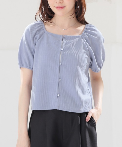 Honeys(ハニーズ)の「ボリューム袖トップス(Tシャツ/カットソー・レディース・オレンジ/ブラック/アイボリー/サックスブルー・L/M/S)」の3枚目の写真