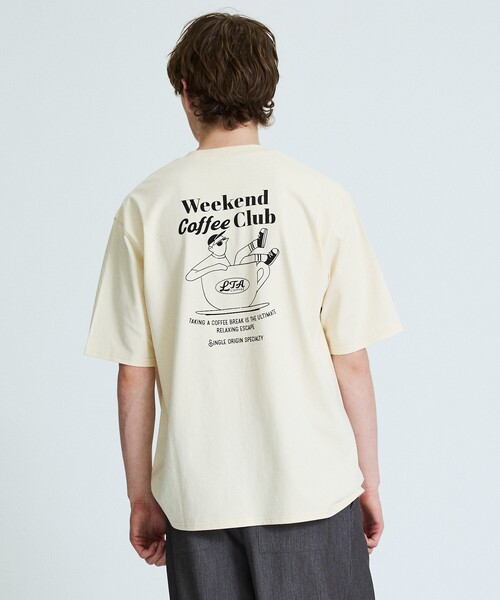 ABAHOUSE(アバハウス)の「COFFEE CLUB バックプリントTシャツ / オーバーサイズ/ LE TRIO ABAHOUSE(Tシャツ/カットソー・メンズ・ベージュ/ホワイト/ブラック・46/48)」の3枚目の写真