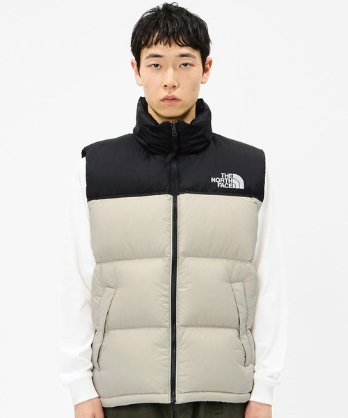 THE NORTH FACE(ザノースフェイス)の「THE NORTH FACE NUPTSE VEST / ザ・ノース・フェイス ヌプシ ベスト(ダウンベスト・メンズ・ベージュ/アイボリー/ブラック・S/M/L/XL/XXL)」の2枚目の写真