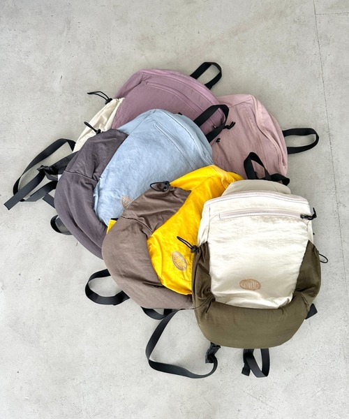 wears(ウェアーズ)の「軽量アウトドアライクバックパック(バックパック/リュック・レディース・ホワイト/ブルー/イエロー/ピンク/パープル・FREE)」の20枚目の写真