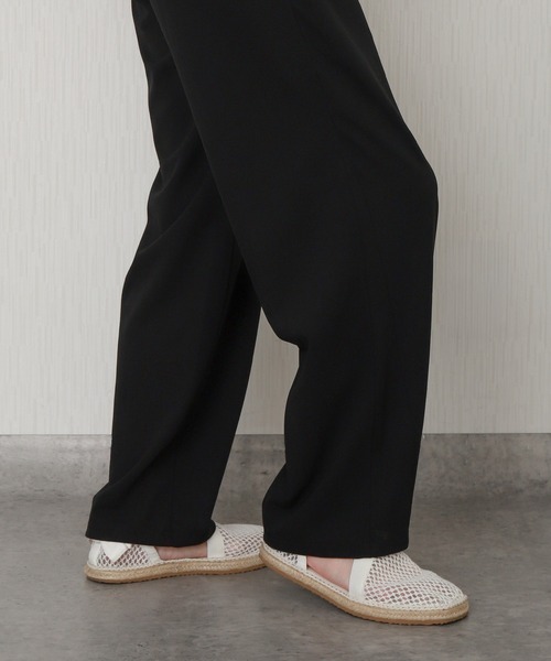 libelle more(リベル モア)の「カットジョーゼットツータックバレルレッグカーブパンツ(その他パンツ・レディース・チャコール/モカ/ブラック・M)」の22枚目の写真