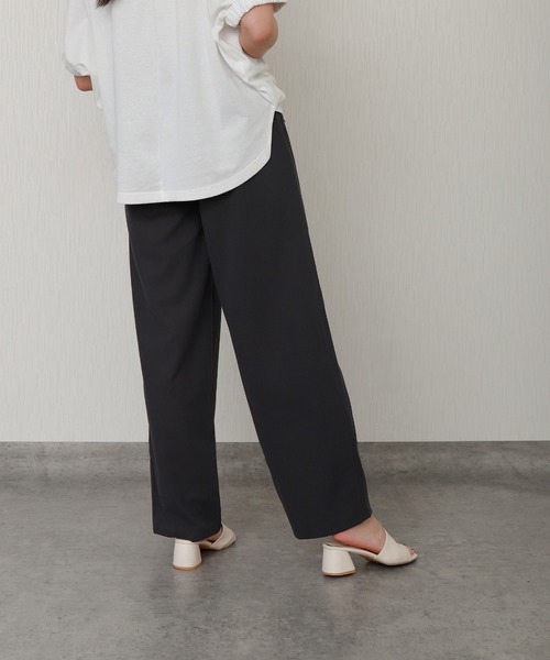 libelle more（リベル モア）の「カットジョーゼットツータックバレルレッグカーブパンツ（その他パンツ・レディース・チャコール/モカ/ブラック・M）」の19枚目の写真