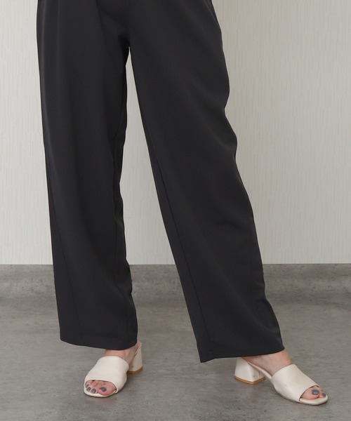 libelle more（リベル モア）の「カットジョーゼットツータックバレルレッグカーブパンツ（その他パンツ・レディース・チャコール/モカ/ブラック・M）」の20枚目の写真