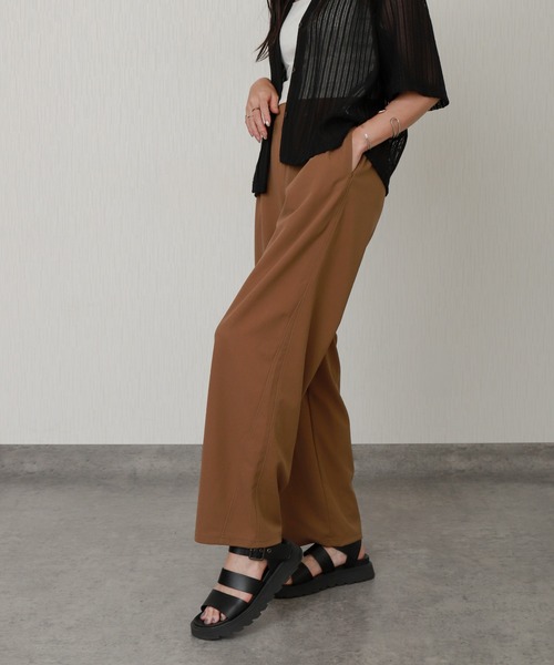 libelle more（リベル モア）の「カットジョーゼットツータックバレルレッグカーブパンツ（その他パンツ・レディース・チャコール/モカ/ブラック・M）」の11枚目の写真