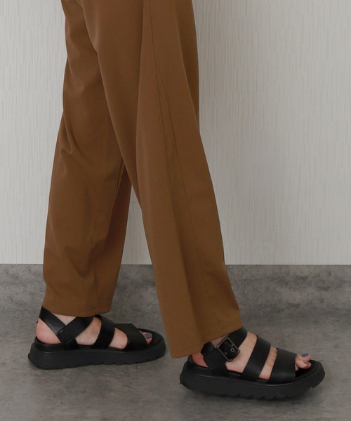 libelle more（リベル モア）の「カットジョーゼットツータックバレルレッグカーブパンツ（その他パンツ・レディース・チャコール/モカ/ブラック・M）」の15枚目の写真
