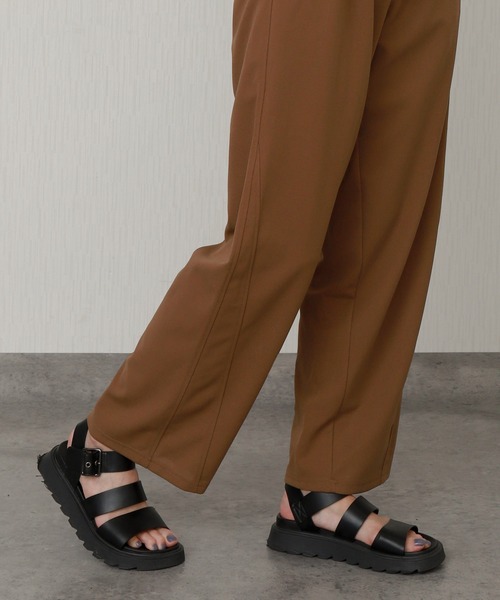 libelle more（リベル モア）の「カットジョーゼットツータックバレルレッグカーブパンツ（その他パンツ・レディース・チャコール/モカ/ブラック・M）」の8枚目の写真