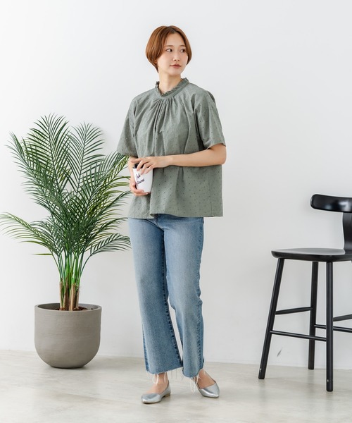 fort point(フォーポイント)の「【C-FORTPOINT/フォートポイント】【涼やかな綿素材】総柄刺繍ブラウス コットン100% シャツ プルオーバー 涼しい 体型カバー ナチュラル(シャツ/ブラウス・レディース・ダークブルー/ブラック/オフホワイト/カーキ・FREE)」の8枚目の写真