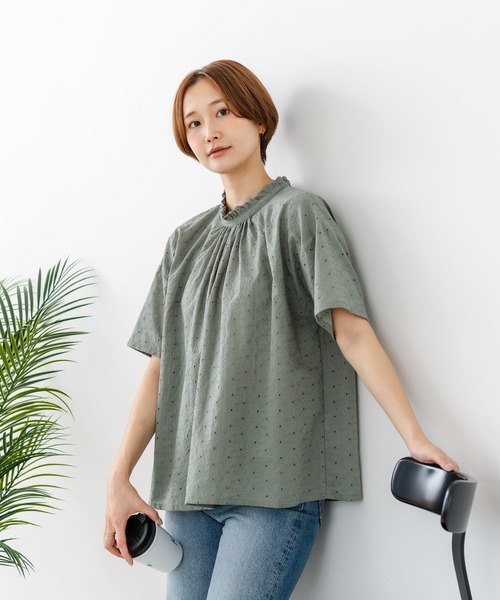fort point(フォーポイント)の「【C-FORTPOINT/フォートポイント】【涼やかな綿素材】総柄刺繍ブラウス コットン100% シャツ プルオーバー 涼しい 体型カバー ナチュラル(シャツ/ブラウス・レディース・ダークブルー/ブラック/オフホワイト/カーキ・FREE)」の18枚目の写真
