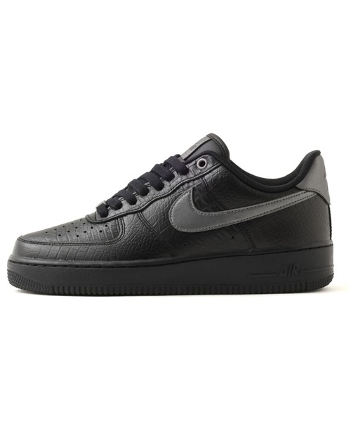NIKE（ナイキ）の「NIKE AIR FORCE 1 '07 / ナイキ エア フォース 1 '07【SP】（スニーカー・メンズ・ブラック・29.0cm/28.5cm/28.0cm/27.5cm/27.0cm/26.5cm/26.0cm/25.5cm）」の6枚目の写真