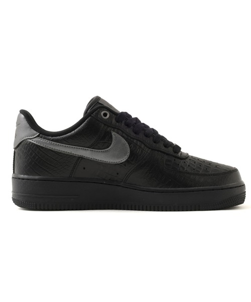NIKE（ナイキ）の「NIKE AIR FORCE 1 '07 / ナイキ エア フォース 1 '07【SP】（スニーカー・メンズ・ブラック・29.0cm/28.5cm/28.0cm/27.5cm/27.0cm/26.5cm/26.0cm/25.5cm）」の7枚目の写真