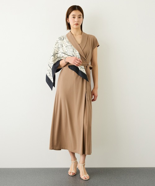 ROPE'（ロペ）の「ジャージラップフレンチスリーブワンピース/UVカット・接触冷感・吸水速乾・イージーケア（ワンピース・レディース・キャメル/ブラック・36/38）」の6枚目の写真