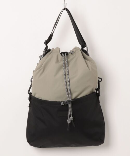 HUNTER(ハンター)の「《HUNTER》TRAVEL MULTI FUNCTION SACOCHE(ボディバッグ/ウエストポーチ・メンズ・ブラック系その他/ブラック×グレー・フリー)」の2枚目の写真