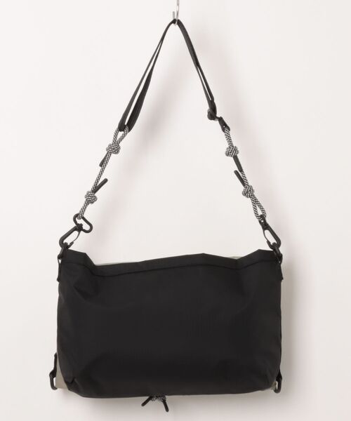 HUNTER(ハンター)の「《HUNTER》TRAVEL MULTI FUNCTION SACOCHE(ボディバッグ/ウエストポーチ・メンズ・ブラック系その他/ブラック×グレー・フリー)」の7枚目の写真