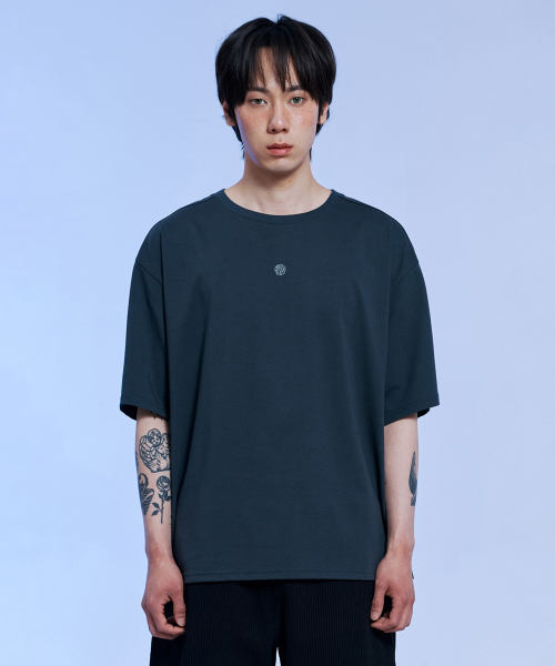 OFFGRID(オフグリッド)の「ブリジェックスエアロクール半袖Tシャツ-チャコール(Tシャツ/カットソー・メンズ・その他・SMALL/MEDIUM/LARGE/X-LARGE)」の3枚目の写真