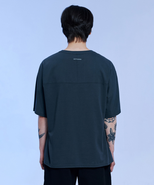 OFFGRID(オフグリッド)の「ブリジェックスエアロクール半袖Tシャツ-チャコール(Tシャツ/カットソー・メンズ・その他・SMALL/MEDIUM/LARGE/X-LARGE)」の5枚目の写真