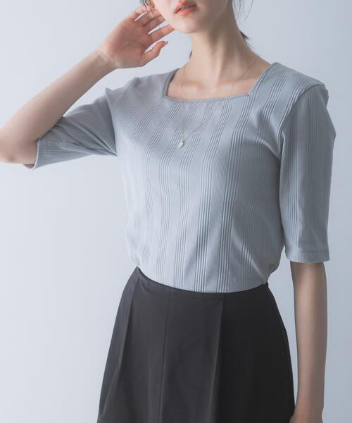 URBAN RESEARCH ROSSO WOMEN(アーバンリサーチ ロッソ)の「汗染み防止スクエアネックプルオーバー(Tシャツ/カットソー・レディース・ブラック/オフホワイト/ブルー系その他・FREE)」の9枚目の写真
