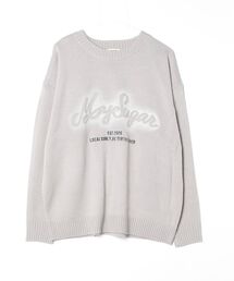 spray logo knit