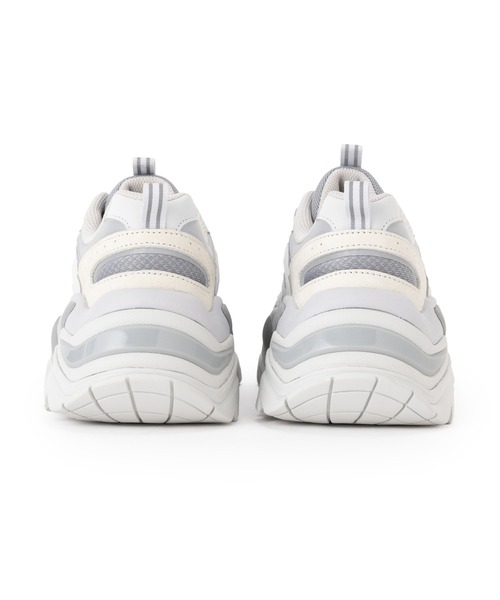 FILA(フィラ)の「INTERATION v2 / インタレイションブイ2(スニーカー・レディース・グレー・24.0cm/23.0cm/28.0cm/27.0cm/26.0cm/25.0cm)」の3枚目の写真