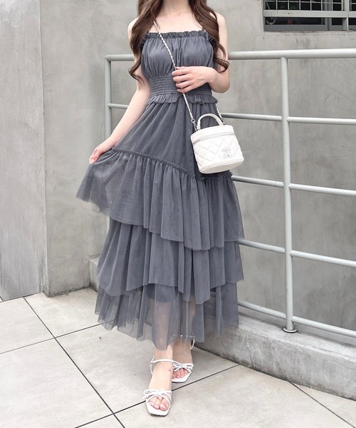 INGNI(イング)の「【WEB限定】チュールイレヘムティアードロングワンピース(ワンピース・レディース・ホワイト系その他3/オフホワイト/ブラック/チャコールグレー・M)」の4枚目の写真